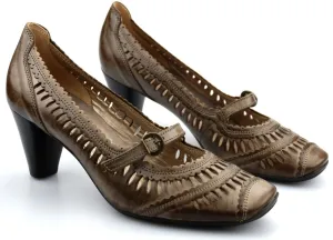 '85.280.73' women's perforated summer pump - Taupe