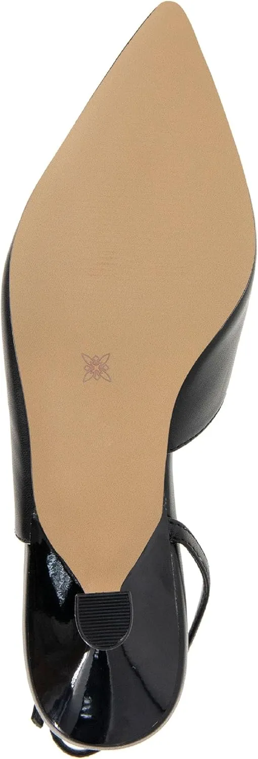BCBGeneration Women's Kittie Pump