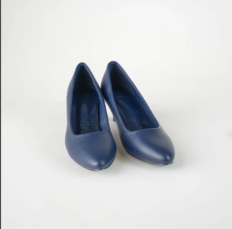 Kitten Heel