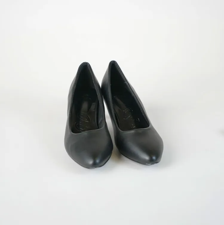 Kitten Heel