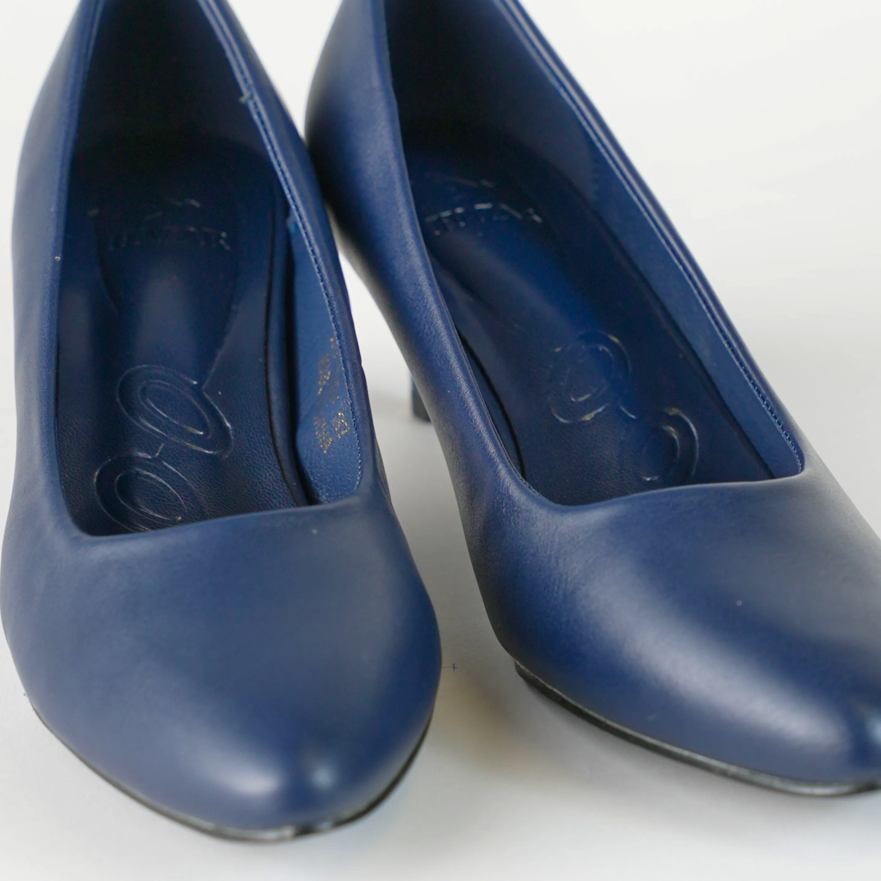 Kitten Heel