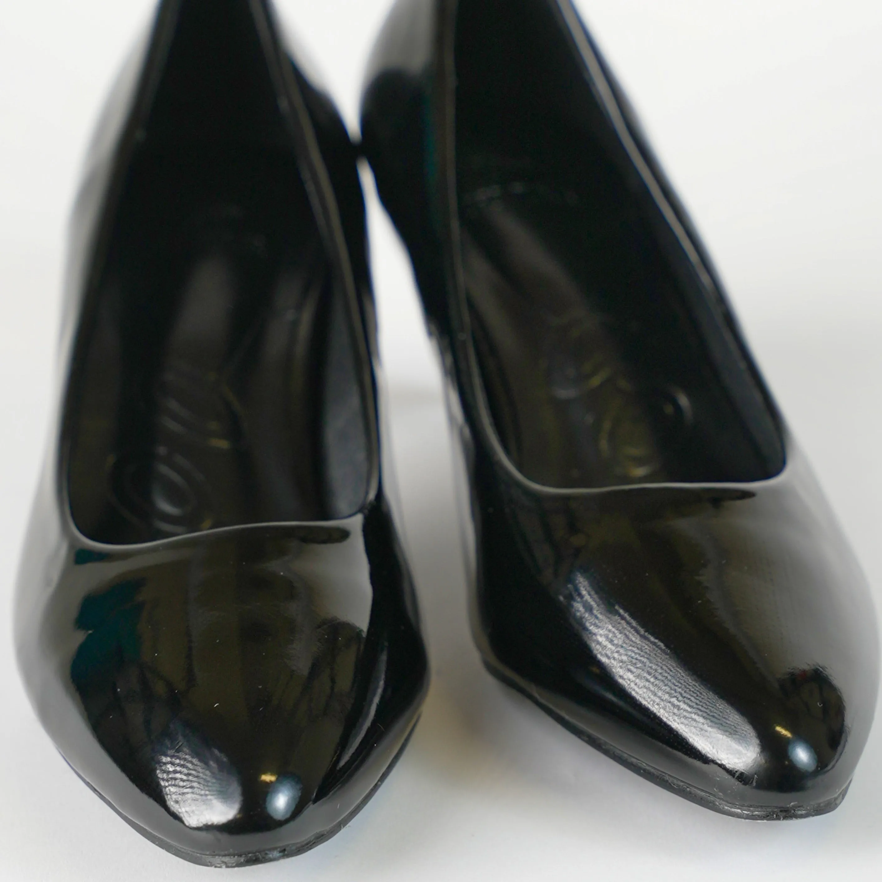 Kitten Heel