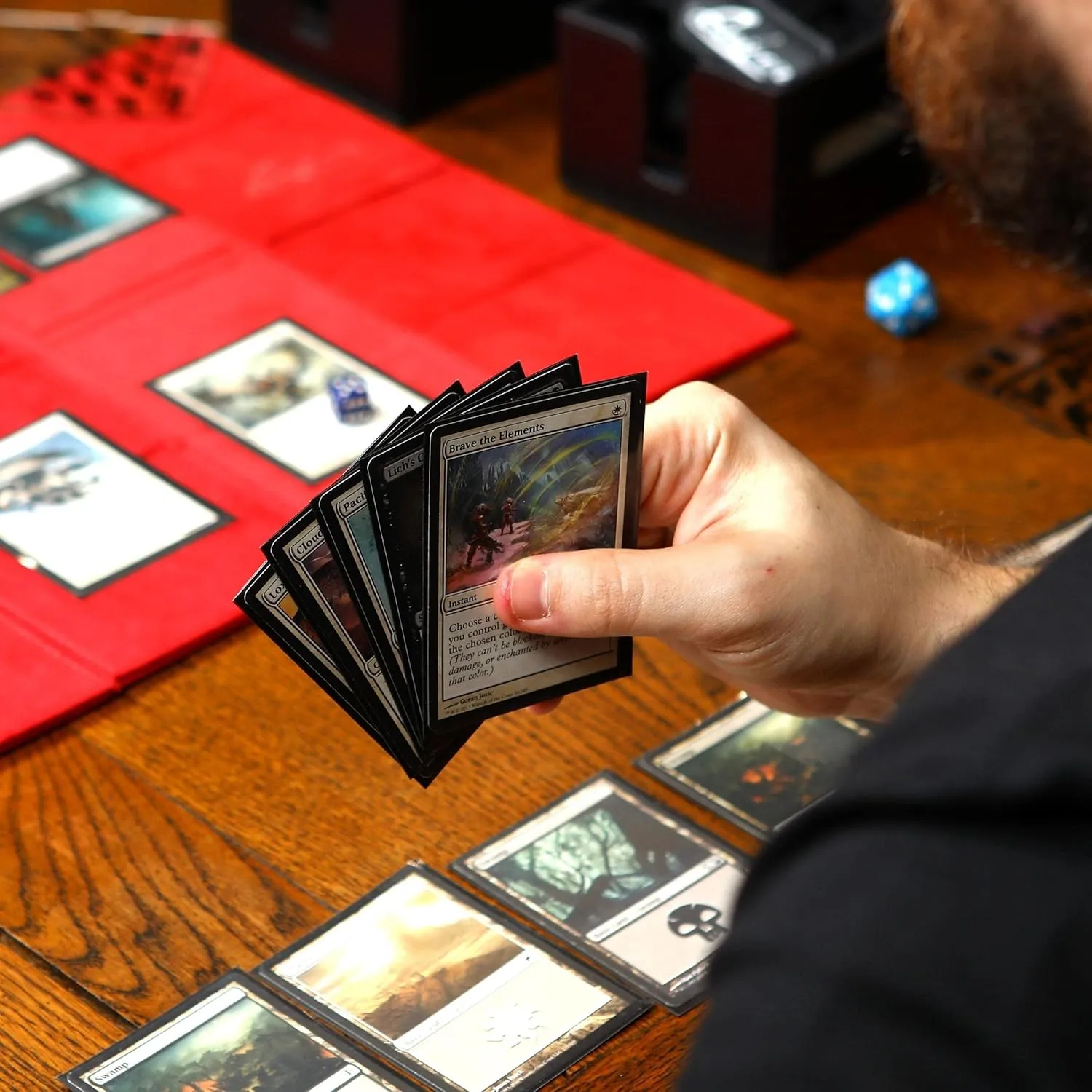 Quiver Time 200 Artemis Standard Size White Card Sleeves fits Magic: The Gathering Cards - Single Matte TCG Card Protectors Deck Sleeves for Cards for Double Sleeving (66x93mm)