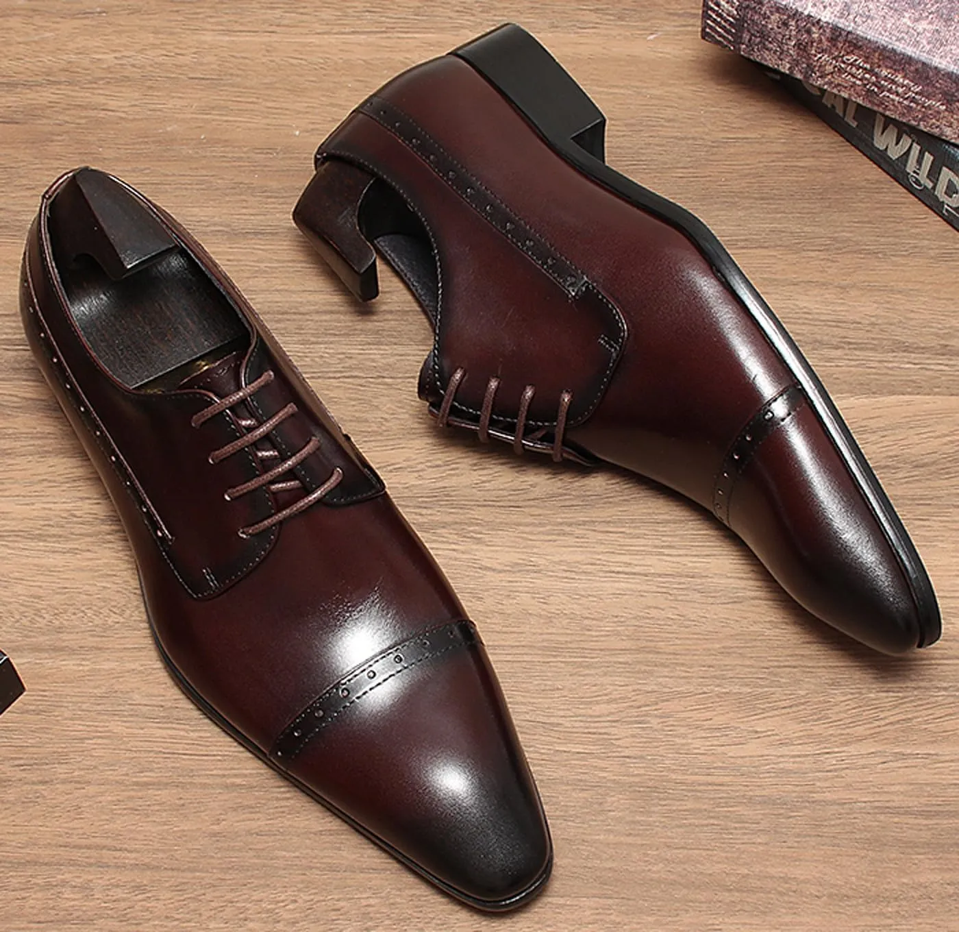 Santimon Men’s Leather Cap Toe Oxfords Dress Shoes – Lace-Up Brogue Formal Derby Shoes with Cushioned Insole & Slip-Resistant Sole for Business, Office & Wedding