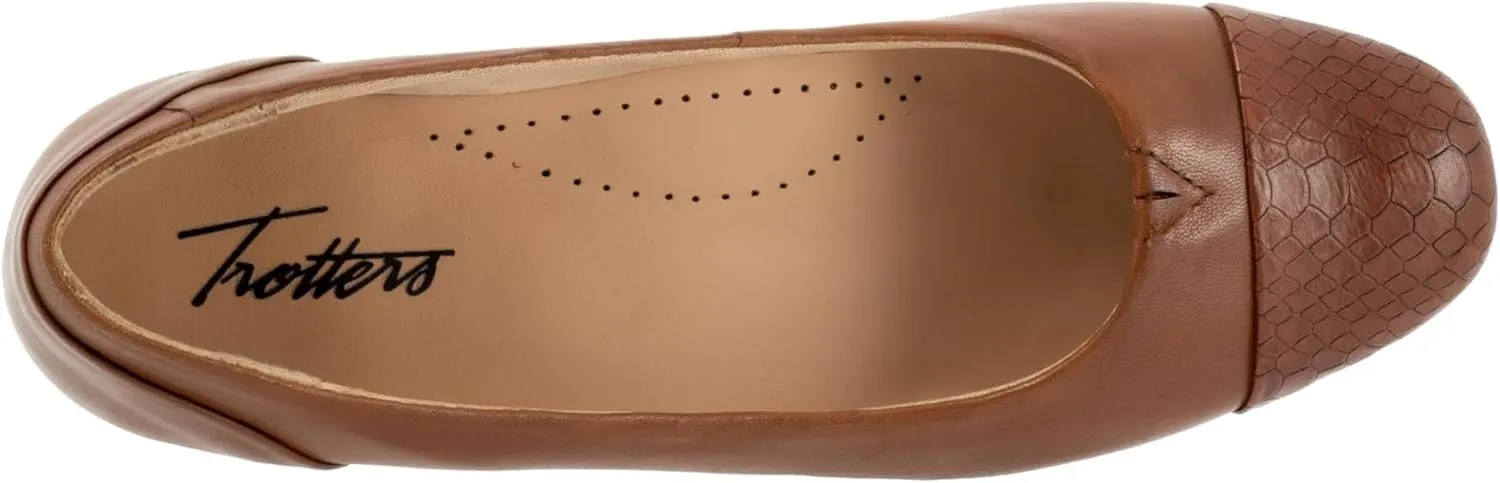 Trotters Women's Daisy Pump