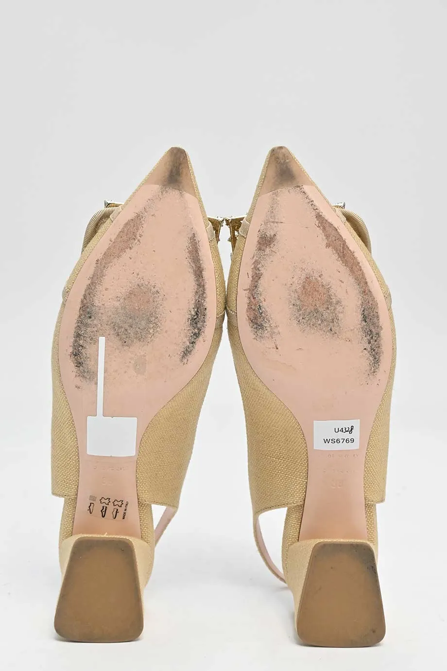 [WS6769] Roger Vivier | Mid Heel Pump