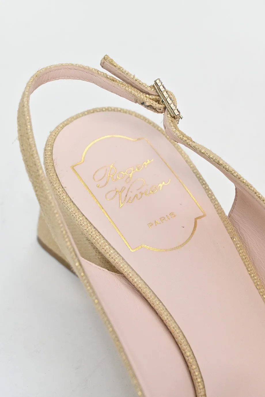 [WS6769] Roger Vivier | Mid Heel Pump